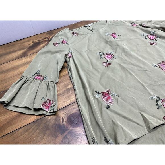 John Mark Women's M Olive Green Floral Embroidered Tunic Top 3/4 Bell Sleeve - Picture 6 of 11